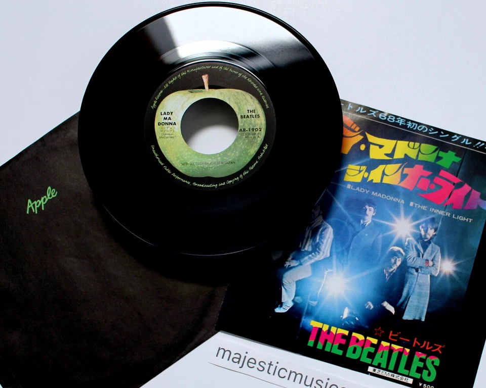 PRISTINE ORIGINAL 1968 THE BEATLES 7"  VINYL 45 INNER LIGHT GEORGE HARRISON NM - Image 2 of 4