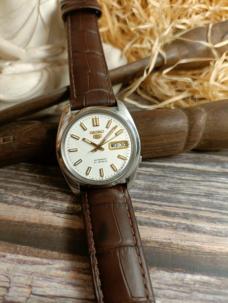 実働』SEIKO セイコー5 自動巻き 裏スケ メンズ腕時計 デイデイト表示