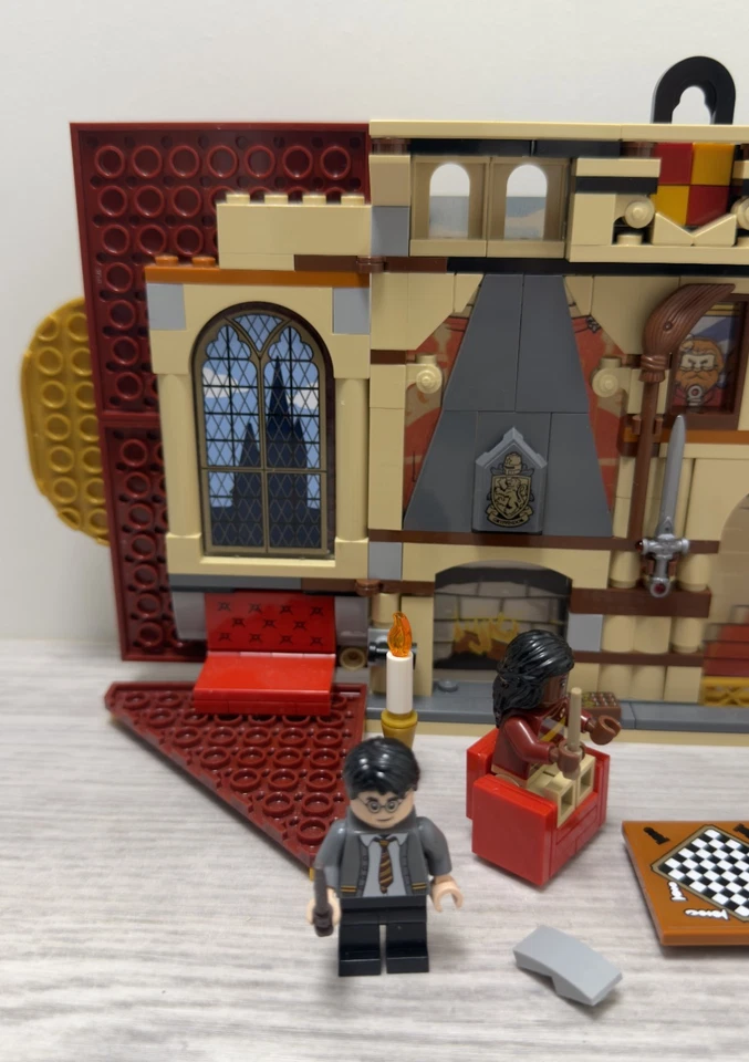 LEGO Harry Potter 76409 Gryffindor House Banner, photo 4 sur 5