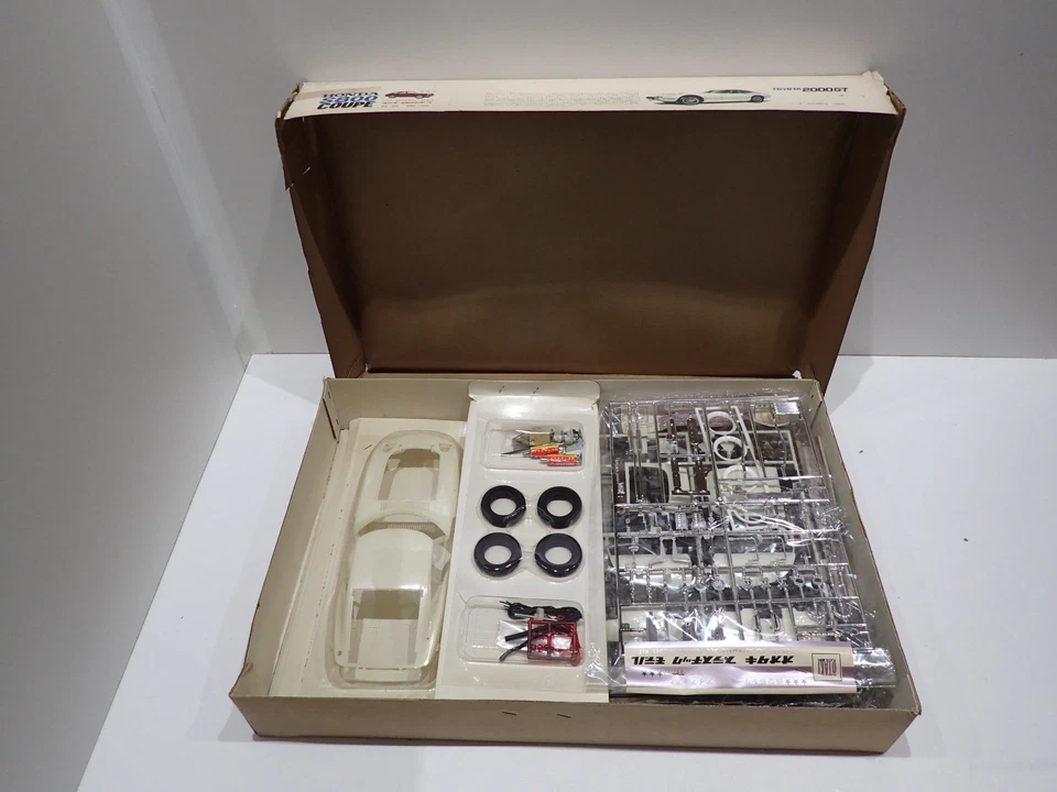 OTAKI TOYOTA 2000 GT MODEL KIT SCALA 1:16 CON SCATOLA VINTAGE (3S) - Immagine 4 di 4