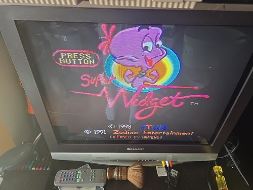 Super Widget Super Nintendo SNES Authentic Cleaned Tested NICE - Picture 4 of 4