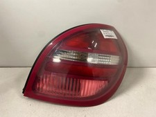 Feu arrière Nissan ALMERA