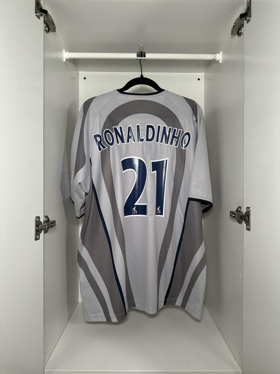 Paris (PSG) Ronaldinho #21 - Nike - 2001/2002 - AWAY Kit | eBay