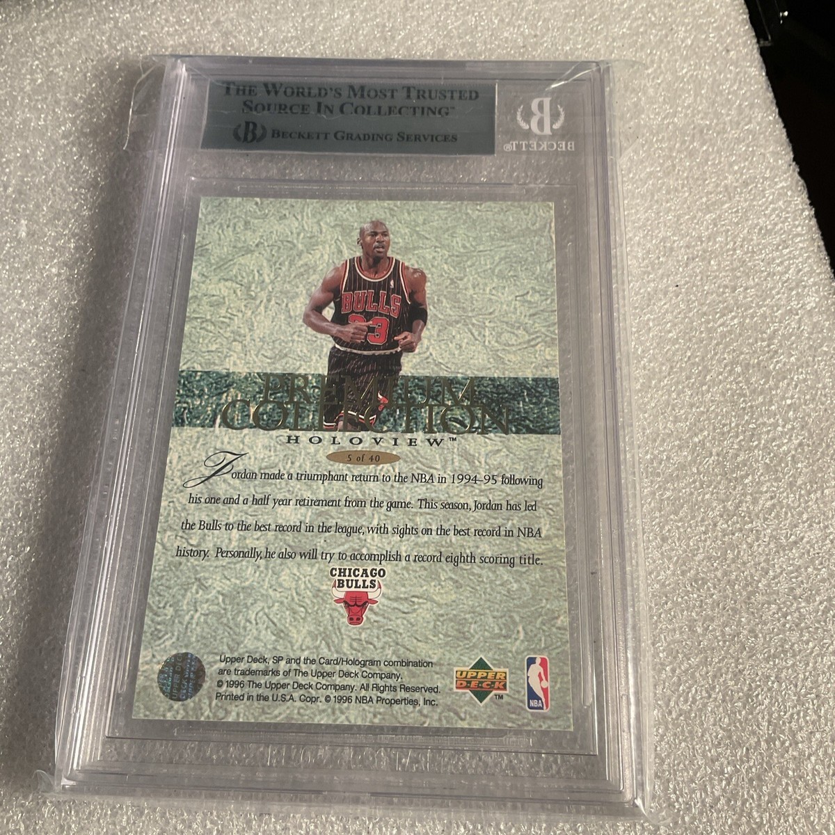 1995-96 UPPER DECK SP MICHAEL JORDAN HOLOVIEWS #5/40 BGS 8.5 