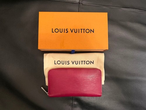 Louis Vuitton Epi Leather Long Wallet Red Pre-owned From Japan