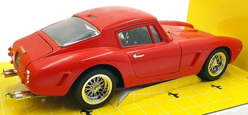 Revell Jouef Evolution 1/18 Scale Diecast 8829 Ferrari 250 GT Berlinette 61 Red - Image 2 of 4