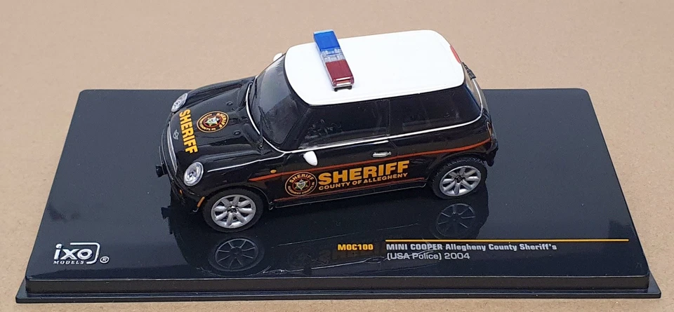 Ixo 1/43 Scale MOC100 - Mini Cooper Sheriff County Of Alleghenny USA - Image 4 of 4