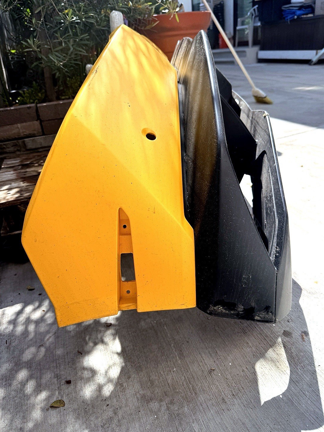 OEM Lamborghini Huracan Rear Lower Bumper Diffuser Yellow Black Stock Rear Piece