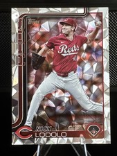 💥💥 2025 Topps Series 1 #21 Nick Lodolo DIAMANTE FOIL Cincinnati Reds 💥💥