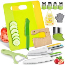 COVLUROTO 15PCS Montessori Kitchen Toys for Toddlers: child-size, Green
