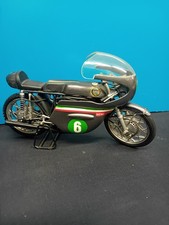 BENELLI  250cc   Championne du monde 65/66  1/9 PROTAR