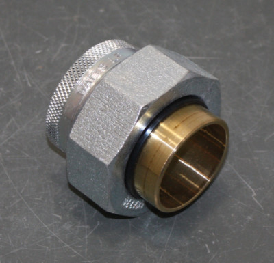 Watts Dielectric Union LF 3001A, 1-1/2'' NPT x 1-1/2'' Solder Copper Pipe, Brass