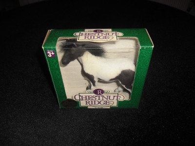 VINTAGE CHESTNUT RIDGE TROPHY SAMMLUNG 5 ZOLL COLT DUNKELBRAUNER KOPF UND WEISSER KÖRPER