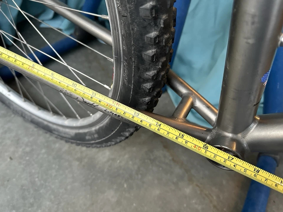 "Litespeed Ocoee 1994 personalizado, basado en un cuadro de 18"" en stock". Foto 3 de 4