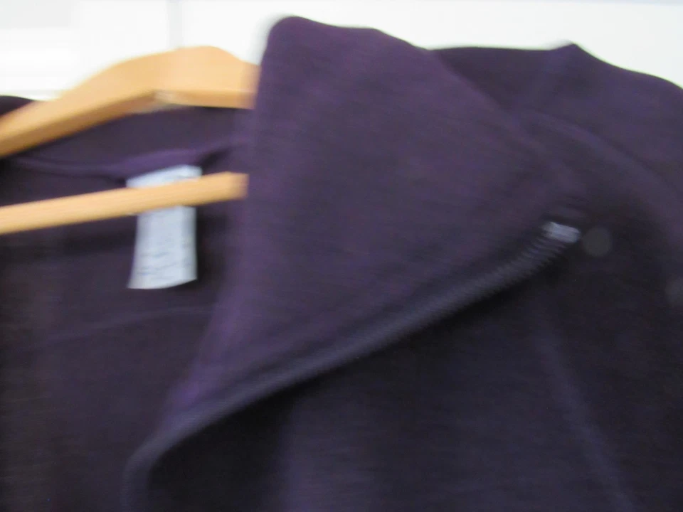C9 by CHAMPION BRAND. WOMEN's JACKET. size MEDIUM. USED. FLEECE. POCKETS. PURPLE - Image 4 of 4