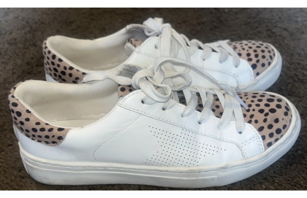Universal Thread White Sneakers Leopard Skin Acce… - image 1