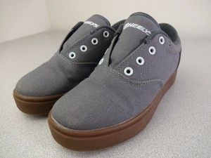 gray heelys