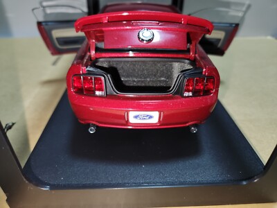 Autoart 1/18 73012 2005 Ford Mustang GT 2004 Auto Show Version RED