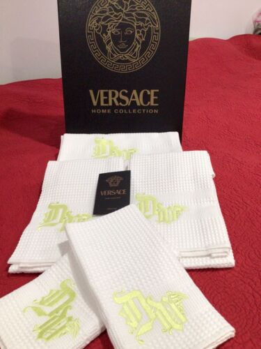 VERSACE 5 Pc FAMOUS MEDUSA TOWELS SET with MEDUSA Box / HOME COLLECTION - NEW - Picture 1 of 17