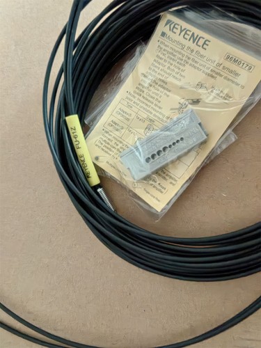 1PC New Keyence FU-61Z Fiber Optic Sensor FU61Z 5M - Picture 4 of 5