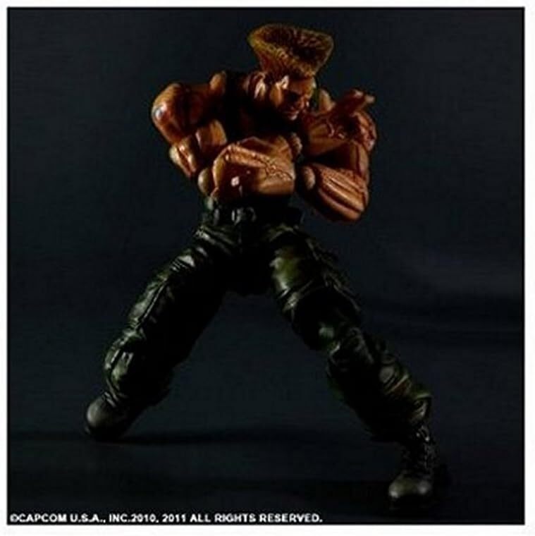 SUPER STREET FIGHTER IV ARCADE EDITION PLAY ARTS Kai Guile