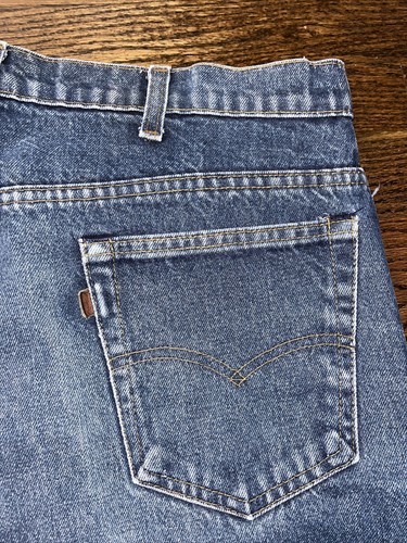 Levis Jeans Mens 37 x 31 Leather Tab Straight Leg Denim - Picture 2 of 11