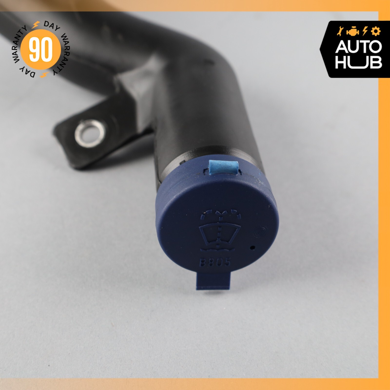 03-08 Maserati Quattroporte Headlight Windshield Washer Bottle Tank OEM 29k