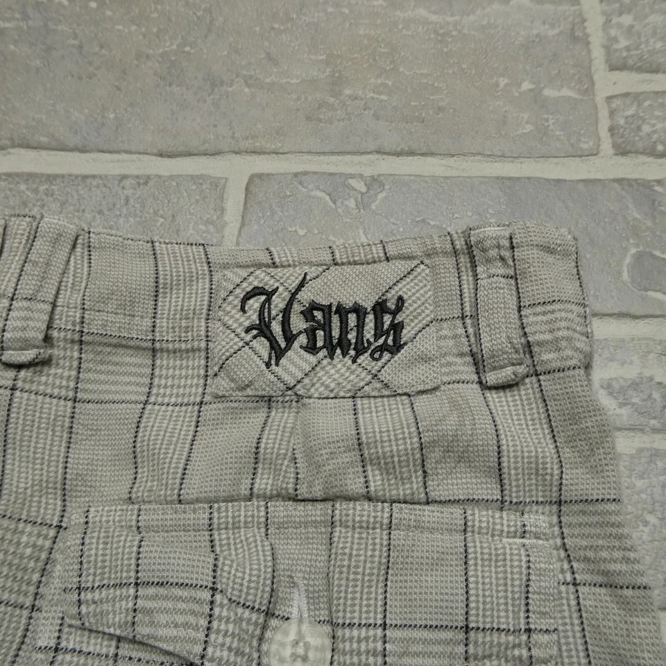 Pantalones Cortos Vans Talla 30 Gris Algodón Cachemira Bolsillo Carga Patinador Bordado Foto 2 de 4