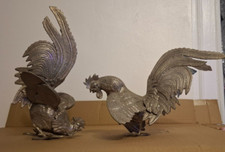 PAIR OF VINTAGE FIGHTING COCKRELS (SILVER COLOUR)