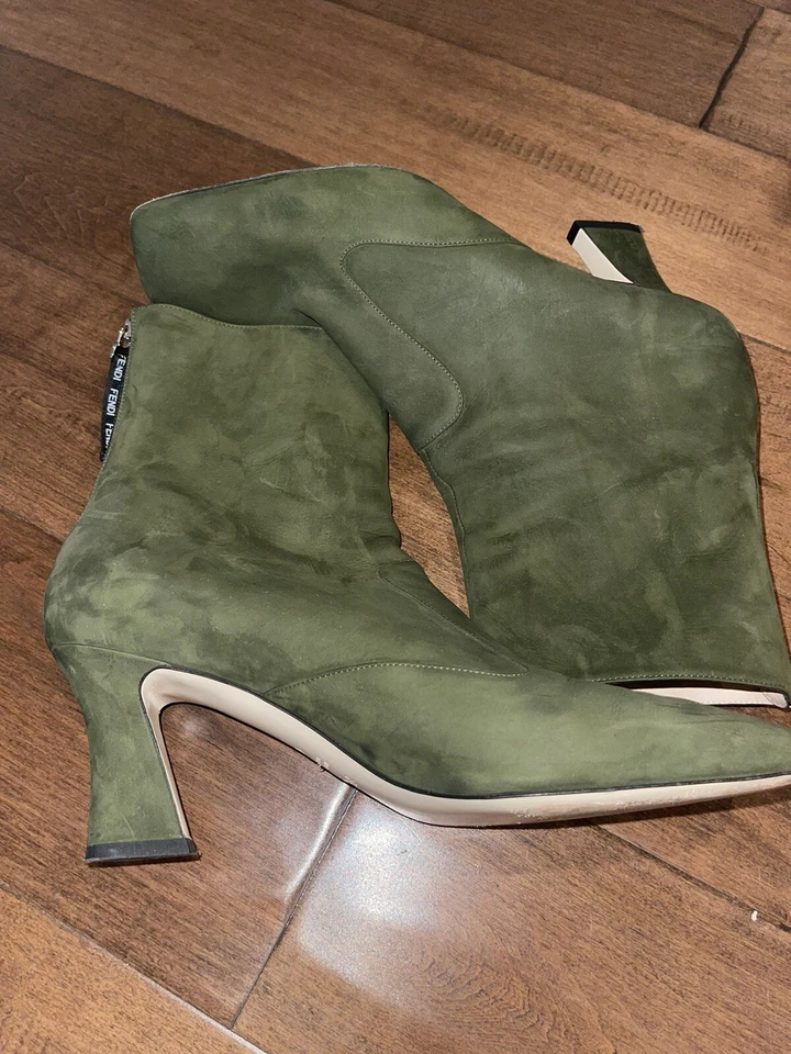 Botas Fendi de gamuza verde talla 41 para mujer Foto 4 de 4