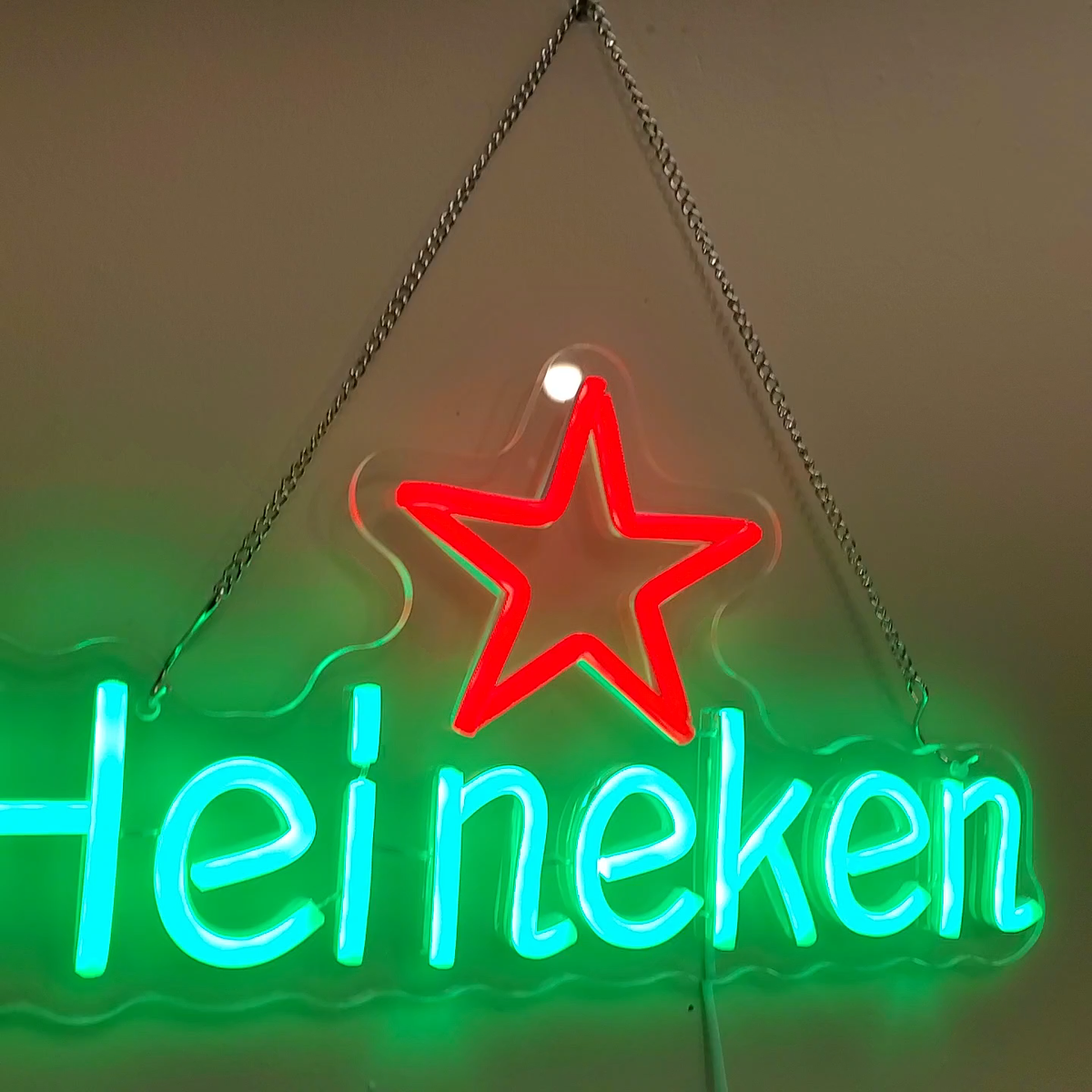 Heineken neon LED wall sign 15x8 inches 🍺 light up bar beer sign