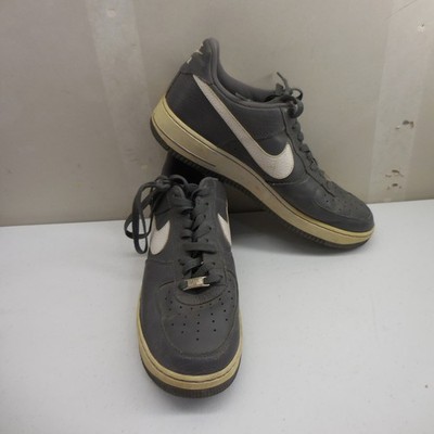 Nike Air Force 1 Low Dark Grey White 488298-018 Mens Size 12 2012 Retro Sneaker