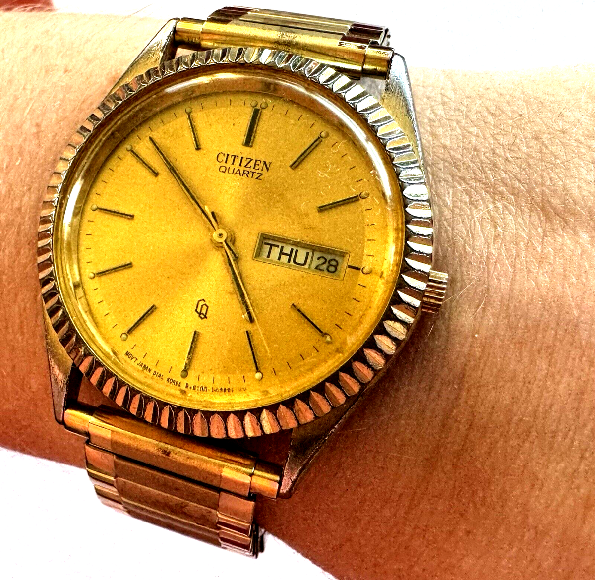 Vintage Citizen 6100-R00391 RW Quartz Gold Tone GN-4W-S Men's