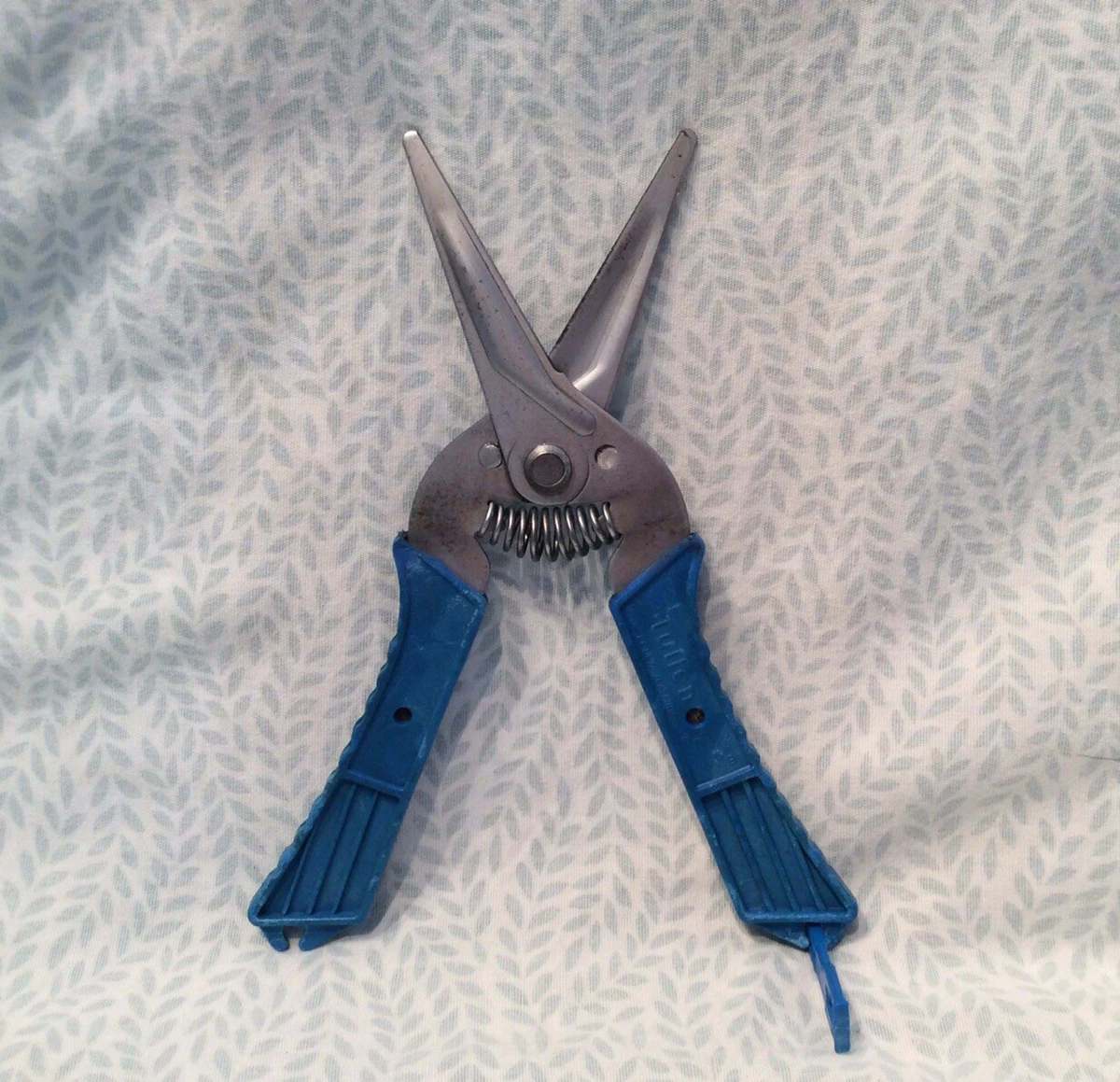 Tullen snips deals