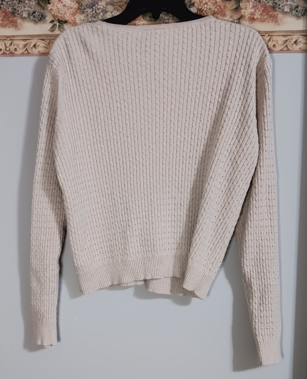 Crystal Kobe Medium Beige Button Down Classic Eve… - image 4