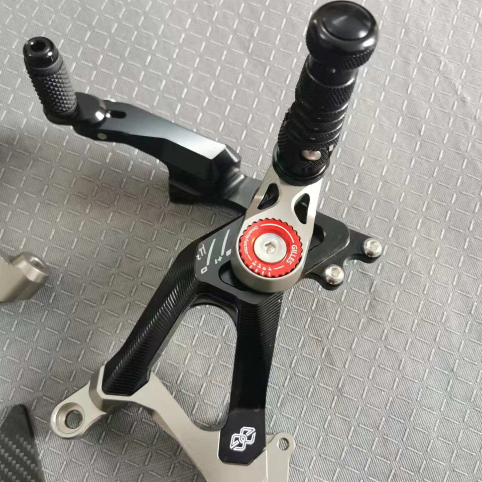 Para Ducati Streetfighter Panigale V4 V4S CNC Reposapiés Rapiés Clavijas Pedal Foto 4 de 4