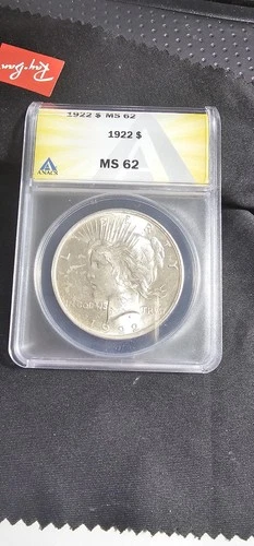 1922 peace silver dollar  MS 62