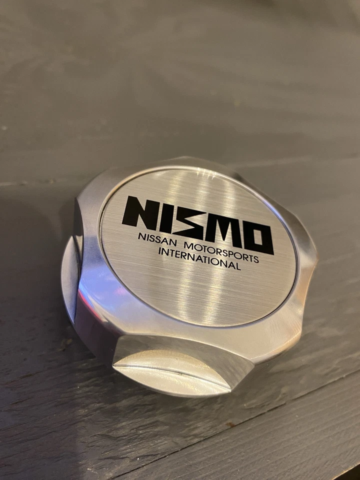 Nissan oil cap Vintage Nismo Oil Filler Cap OLD LOGO LIKE NEW - Image 2 of 3