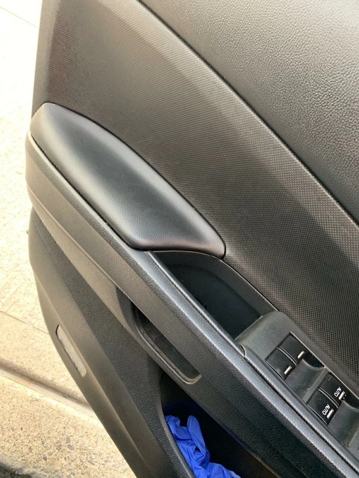 1 par de reposabrazos de cuero para Honda Accord 2008-12 sedán paneles de puerta delantera tapa CCWH Foto 4 de 4