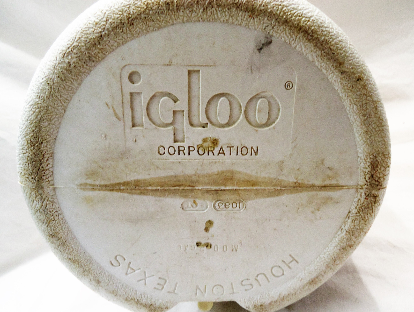 Vtg Igloo Water Cooler Jug 2 Gallon #378  White Red Lid Tray Insert  1990s