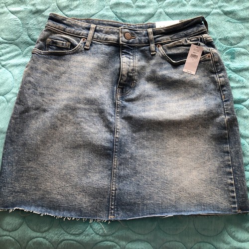 women's jean skirt Old Navy size 4 new 