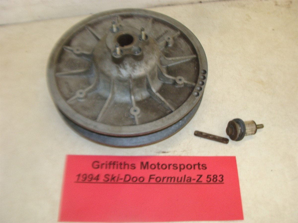 1994 Ski-Doo Formula Z 583 secondary driven clutch sheave w bolt