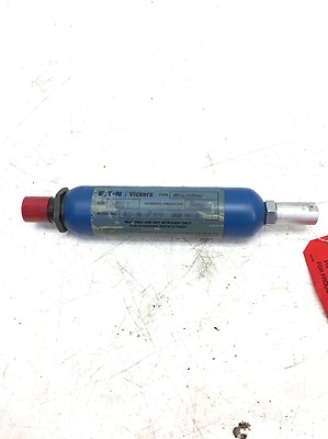 NEW Eaton Vickers 3000psi HYDRAULIC BLADDER ACCUMULATOR A2-30-P010, (B299)