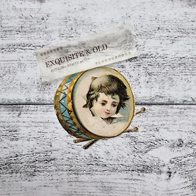 um 1900 Mädchen Kind Kopf Trommel Glanzbild Prägedruck Luxuspapier Vintage Deko