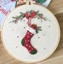 Christmas Pattern DIY Embroidery Starter Kit with Embroidery Hoop Cotton Linen C