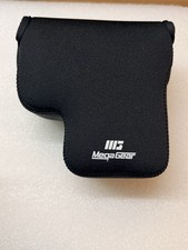 MegaGear Leica V-Lux 5, Panasonic Lumix DC-FZ1000 II Light Neoprene Camera Case