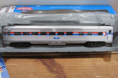 Lote #3870 coche de observación Amtrak Streamline Roundhouse 82990 escala HO #5520 | Zustand: Used
