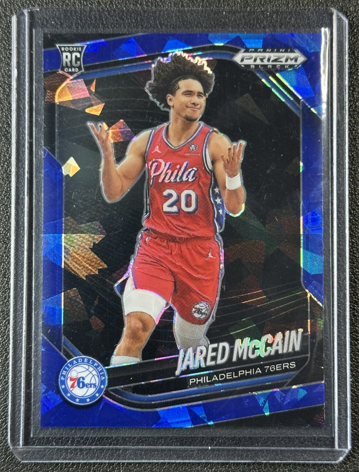 JARED MCCAIN 2024-25 PANINI PRIZM BLACK #80 ROOKIE BLUE ICE RC 51/125 76ERS
