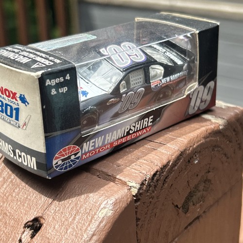 2009 loudon new hampshire nascar 1:64 diecast lenox 301 - Picture 4 of 9