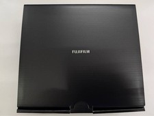 New and unused Fujifilm X-S20 XC15-45mm lens kit